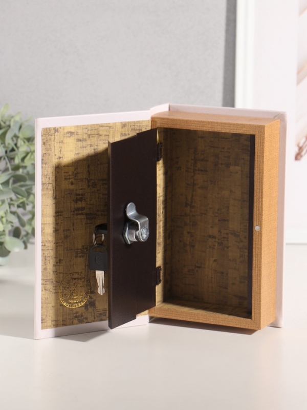 Сейф-книга дерево кожзам "Дорожное путешествие" 21х13х5 см