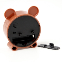 Часы будильник настольные детские &laquo;Мишка&raquo;, 8&times;8.7 см