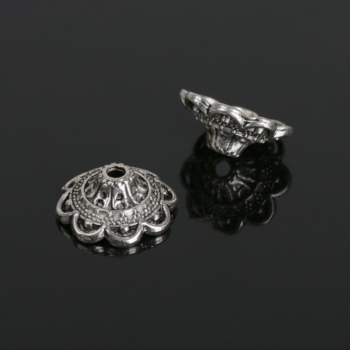 Шапочки для бусин (набор 10шт), 1,4*1,4*0,6 см, цвет черненое серебро Шапочки для бусин (набор 10шт), 1,4*1,4*0,6 см, цвет черненое серебро