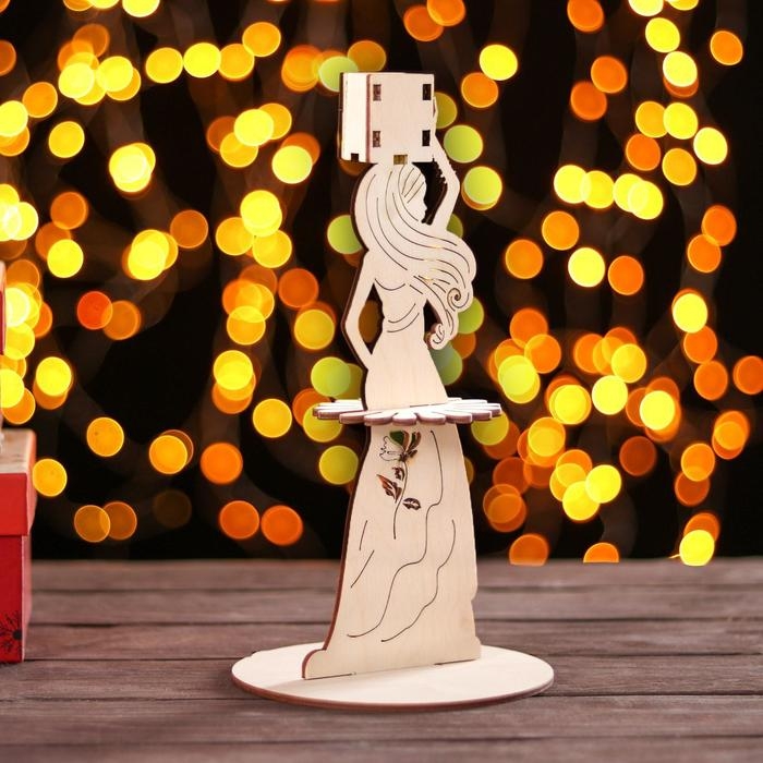 Салфетница деревянная &laquo;Индийская красавица&raquo;, с подставкой под зубочистки, 25&times;13&times;13 см