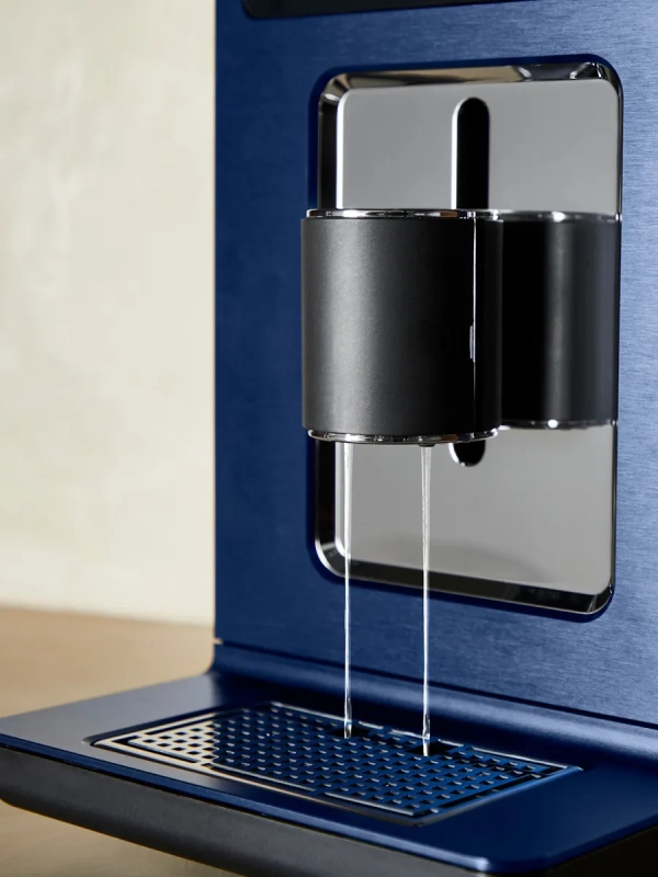 Автоматическая кофемашина Evidence EA89W410, с капучинатором