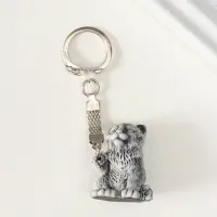 Брелок "Котенок с поднятой лапкой маленький" 3,5 см