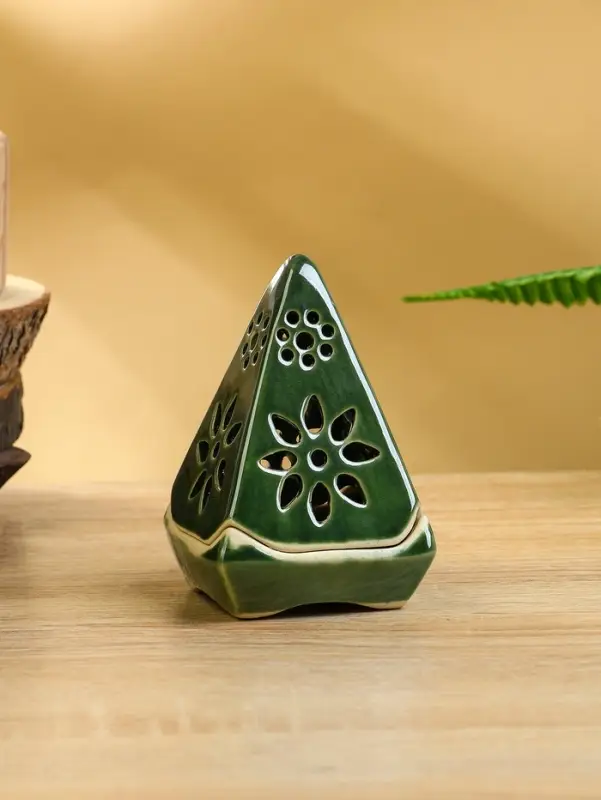 Подсвечник "Пирамидка" керамика, цв. МИКС, 8х8х12 см