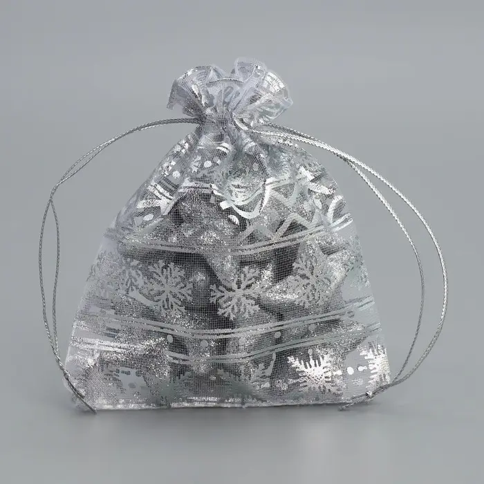 Мешочек подарочный органза &laquo;Волшебного Нового года&raquo;, 10 х 12 см +/- 1.5 см