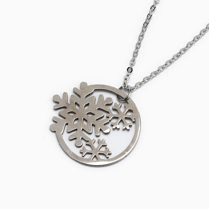 Подвеска с цепочкой новогодняя &laquo;Снежинки&raquo;, 11 х 9,5 см