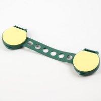 Блокиратор для дверей и ящиков «Мишка», универсальный, гибкий, цвет зеленый, Крошка Я Блокиратор для дверей и ящиков «Мишка», универсальный, гибкий, цвет зеленый, Крошка Я