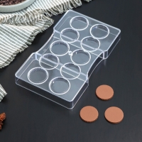 Форма для конфет и шоколада KONFINETTA &laquo;Медаль&raquo;, 20&times;12&times;2,5 см, 10 ячеек 3,3&times;0,4 см, цвет прозрачный