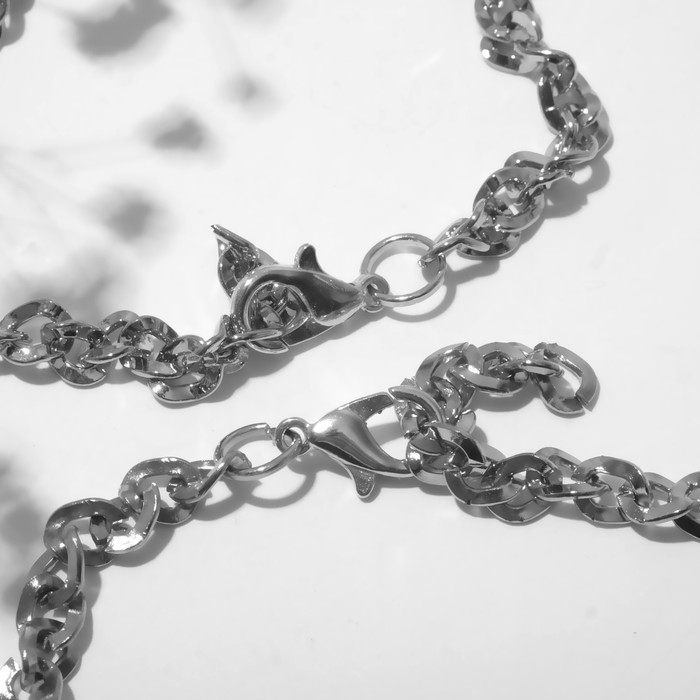 Браслеты &laquo;Неразлучники&raquo; половинки сердца с ключами, цвет красный в серебре, 17 размер