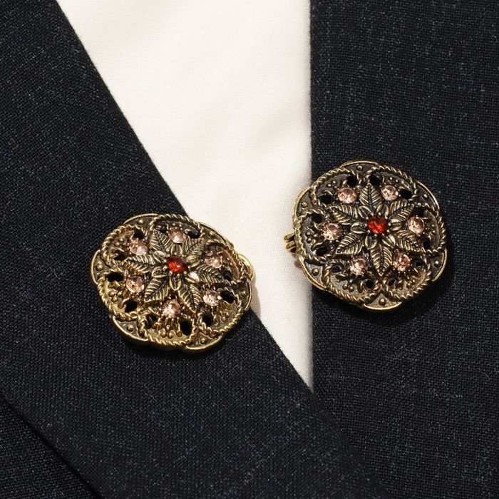 Зажим для кардигана «Цветы», цвет коричневый в чернёном золоте Зажим для кардигана «Цветы», цвет коричневый в чернёном золоте