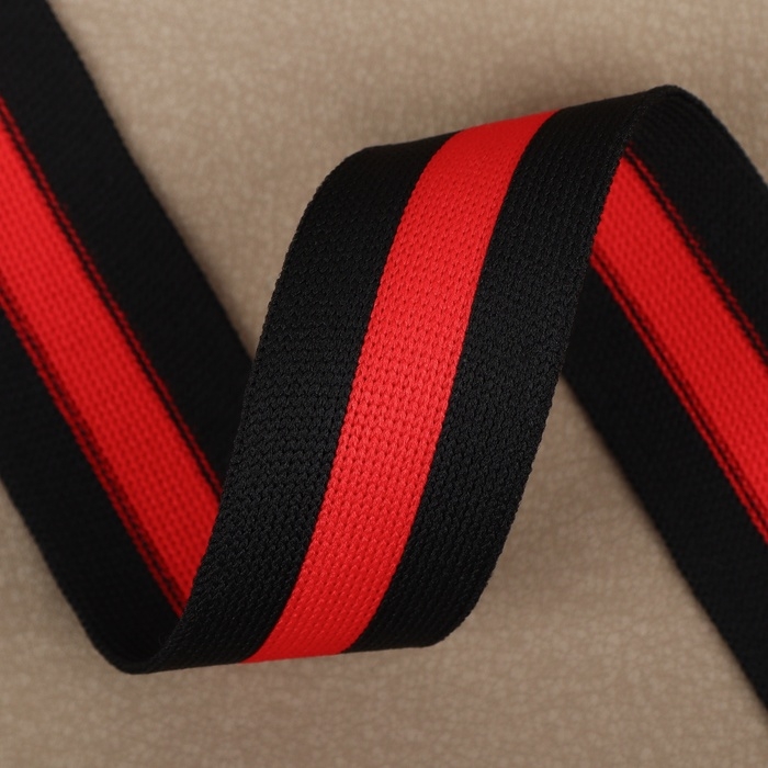 Тесьма трикотажная лампас 30 мм, 9,1 &plusmn; 0,5 м, цвет чёрный/красный