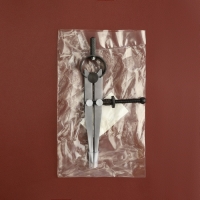 Кронциркуль для кожи, разметочный, 100 мм, 15 &times; 8 см, цвет серебряный/чёрный