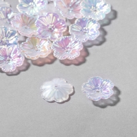 Бусины пластиковые «Цветы», 1,3×1,3×0,2 см, (набор 30 шт.), цвет радужный Бусины пластиковые «Цветы», 1,3×1,3×0,2 см, (набор 30 шт.), цвет радужный