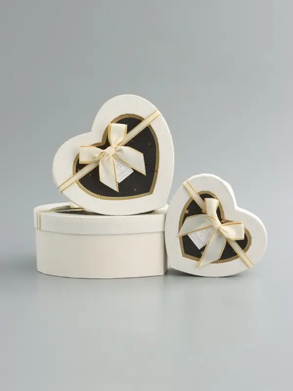 Набор коробок 3 в 1 сердца 22 х 20 х 9;  18.5 х 17 х 7.5; 16 х 14 х 6 см