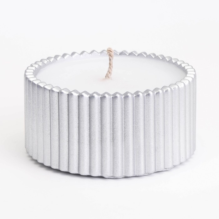 Свеча "Купол" в подсвечнике с узкими гранями из гипса с крышкой,7,5х9 см,серебро