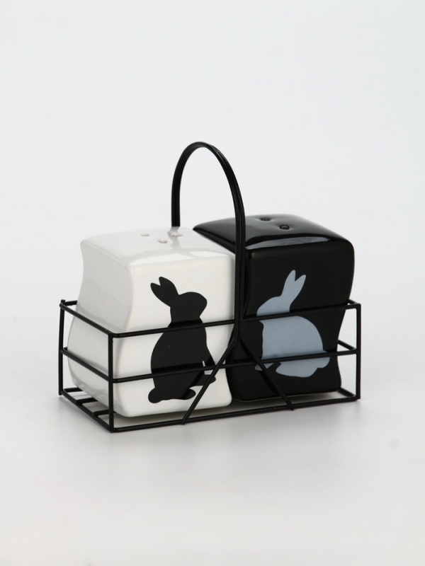 Набор для специй на подставке Дорого внимание &laquo;Зайки&raquo;, 2 шт