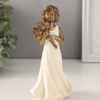 Сувенир полистоун "Девочка с букетом тюльпанов" 7,5х5х15 см