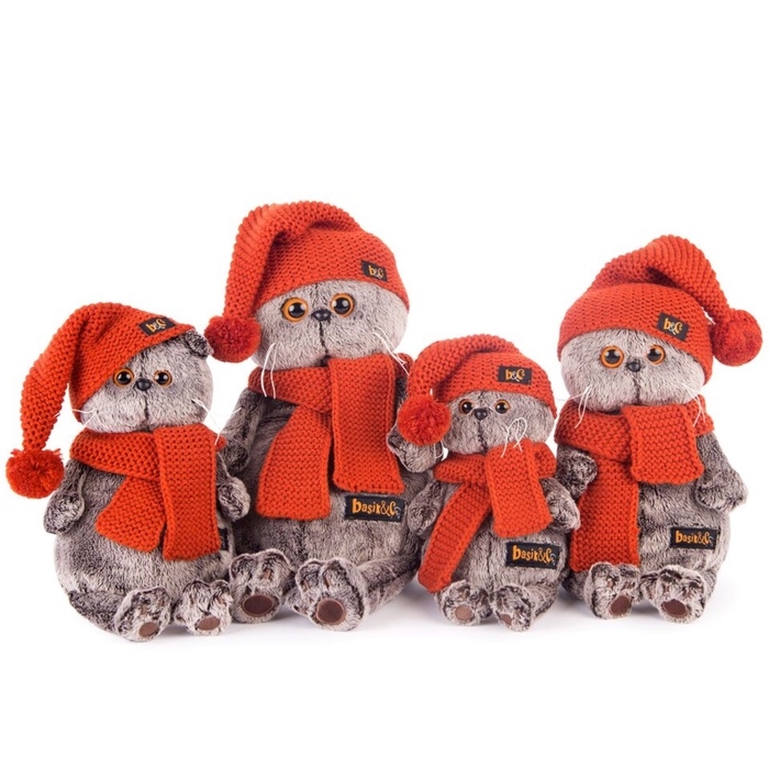 Мягкая игрушка &laquo;Басик&raquo; в вязаной шапке и шарфе, 22 см