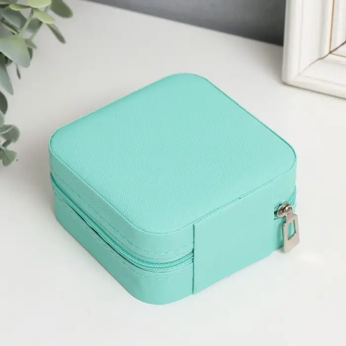 Шкатулка кожзам для украшений "Элегия. Квадратная" бирюза 5х10х10 см