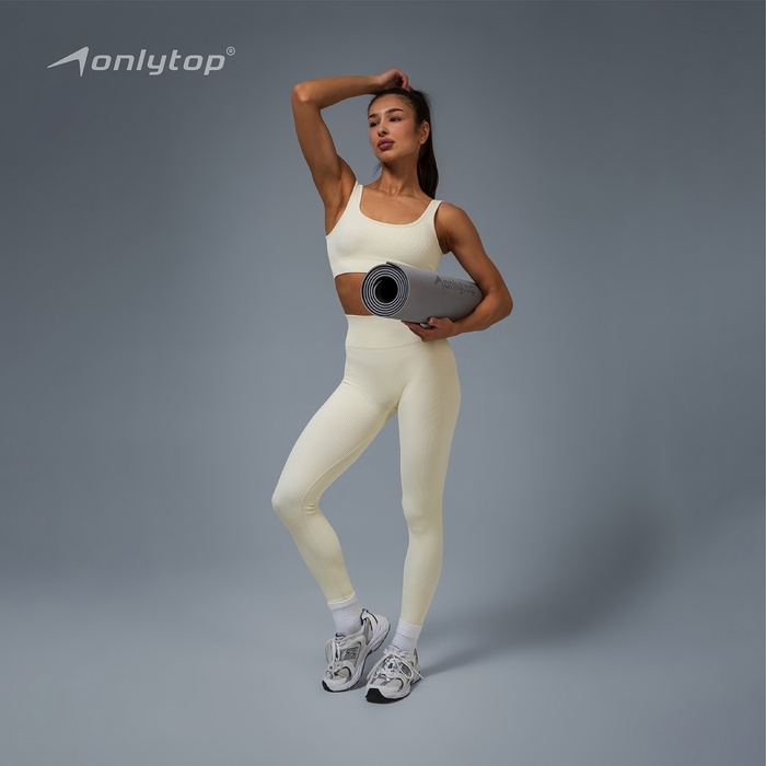 Топ в рубчик, р-р L, цвет бежевый