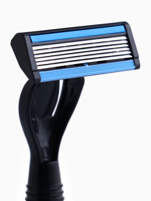 Станок бритвенный + 6 сменных кассет с 6 лезвиями