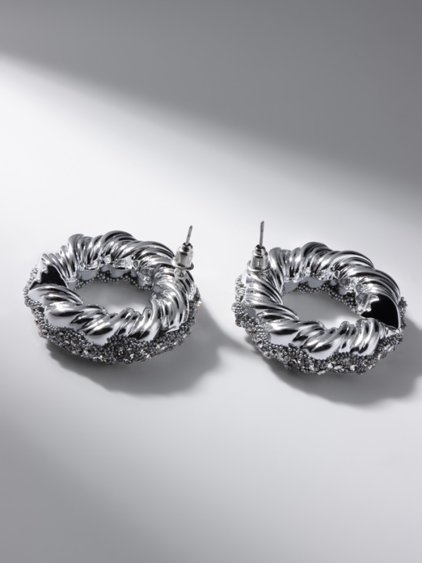 Серьги со стразами &laquo;Блеск&raquo; кольцо, белые в серебре