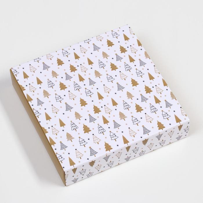 Новый год. Коробка для конфет 16 шт "Новогодние ёлки" подарочная новогодняя упаковка, 17,7 х 17,7 х 3.8 см.