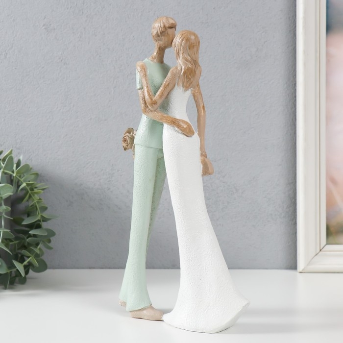 Сувенир полистоун "Влюблённые. Поцелуй" бело-зелёный 15,5х6х29,5 см