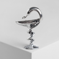 Брошь «Змея в геральдике» знак, цвет чернёное серебро Брошь «Змея в геральдике» знак, цвет чернёное серебро