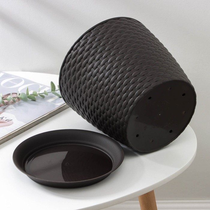 Горшок с поддоном &laquo;Ротанг&raquo;, 4,7 л, цвет коричневый