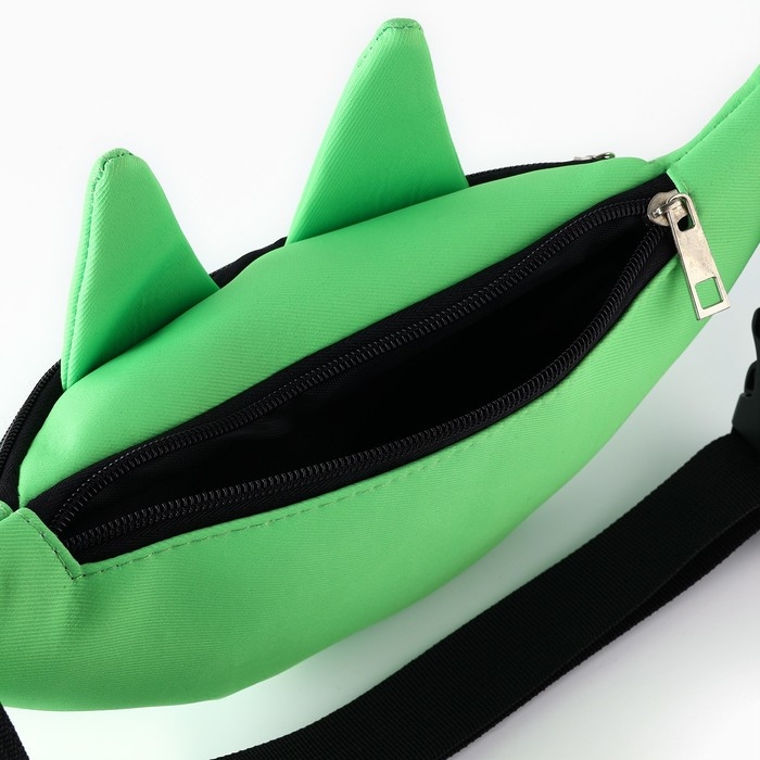 Сумка поясная детская Сумка поясная детская "Добрый динозаврик", 31х13х10 см