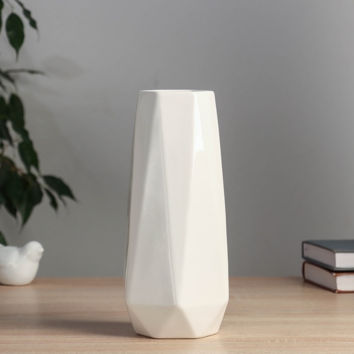 Керамическая ваза декоративная настольная &laquo;Герберт&raquo;, для цветов, сухоцветов, d-7 см, 24&times;10 см, белый