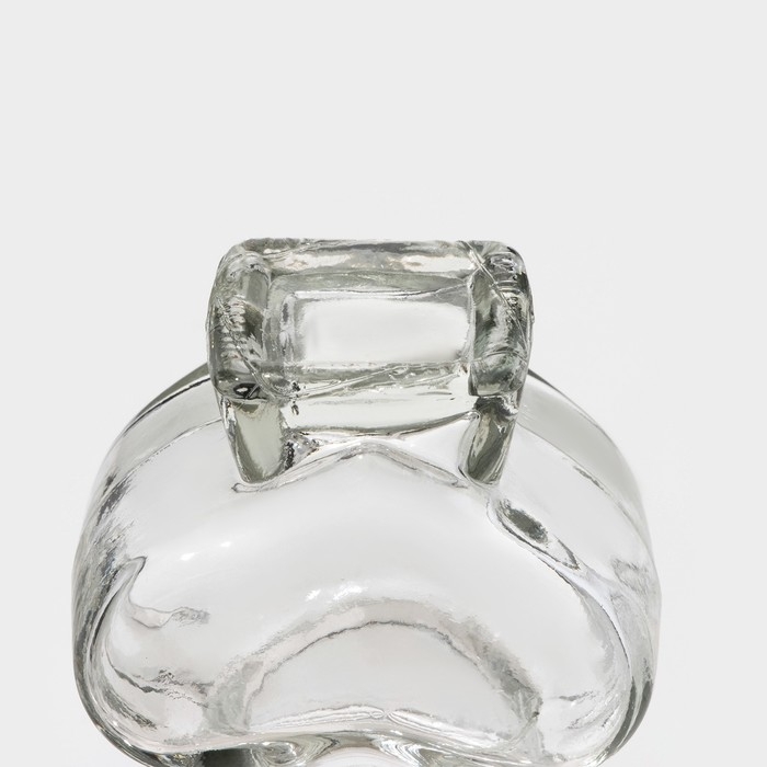 Банка стеклянная для хранения сыпучих продуктов &laquo;Сердце&raquo;, 60 мл, 3,9&times;7,5 см, с пластиковой крышкой