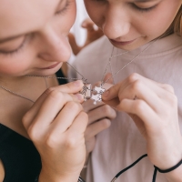 Кулоны &laquo;Неразлучники&raquo; пазлы, цвет чернёное серебро, 45 см