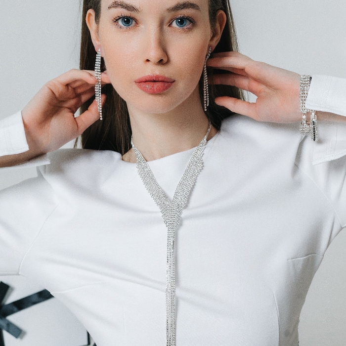 Набор 2 предмета: серьги, колье &laquo;Лёд&raquo; дорожка с лесенкой, цвет белый в серебре, 39 см