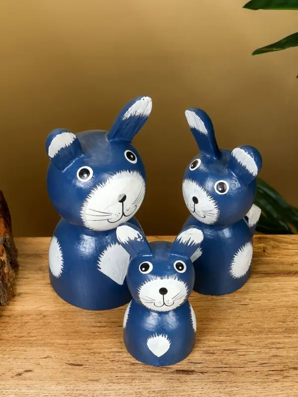 Набор сувенирный "Зайки" дерево H 14, 12, 9 см, цв. синий