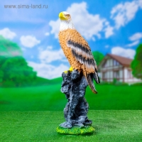 Садовая фигура из полистоуна &laquo;Орёл на пне&raquo; большой, 20&times;18&times;53 см