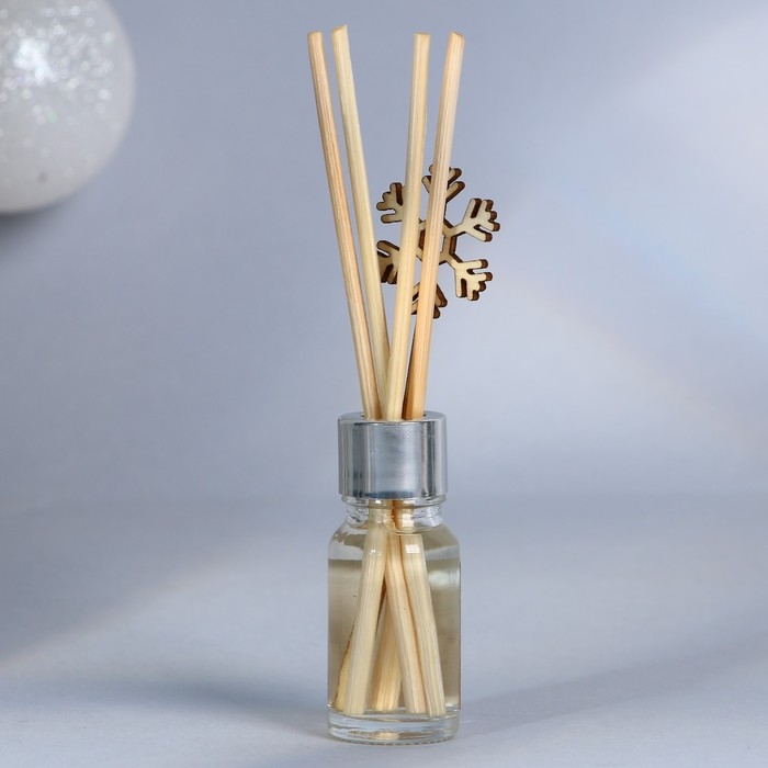 Новый год! Диффузор ароматический палочки &laquo;Новогодняя коллекция: Ярких моментов&raquo;, сосна, 10 мл