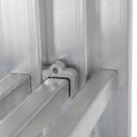 Лестница ТУНДРА, трехсекционная, алюминиевая, 7 ступеней Лестница ТУНДРА, трехсекционная, алюминиевая, 7 ступеней