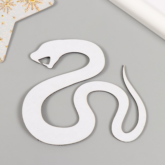 Новогодний декор на клеевой основе "Змейка" фоам глиттер 8х9 см чёрная