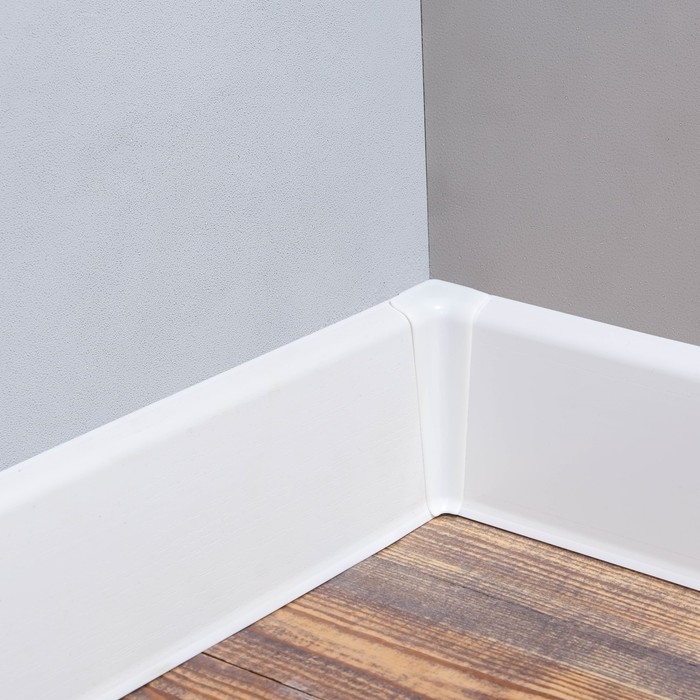 Плинтус напольный 85мм 2,2м "Деконика", 001 Белый