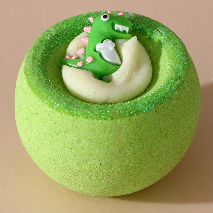 Бомбочка для ванны с игрушкой ЧИСТОЕ СЧАСТЬЕ &laquo;Динозавр&raquo;, 130 г, Новый Год