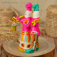 Филимоновская игрушка &laquo;Любота с коромыслом&raquo;