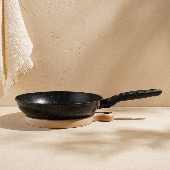 Сковорода алюминиевая с антипригарным покрытием SL Home, d=26, h=4,9 см, индукция, цвет чёрный Сковорода алюминиевая с антипригарным покрытием SL Home, d=26, h=4,9 см, индукция, цвет чёрный