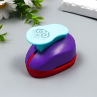 Дырокол фигурный для углов "Букет" вырубка 2,5 см 8х8 см