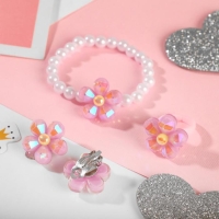 Набор детский «Выбражулька» 3 предмета: клипсы, браслет, кольцо, цветок, цвет МИКС Набор детский «Выбражулька» 3 предмета: клипсы, браслет, кольцо, цветок, цвет МИКС