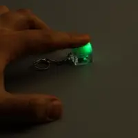 Брелок - антистресс для ключей на карабине &laquo;Кнопка кейкап&raquo;, световой, белый, 2&times;2&times;2.6 см