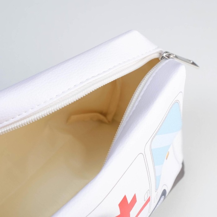 Аптечка &laquo;Скорая помощь&raquo;, цвет белый, 18х10 см