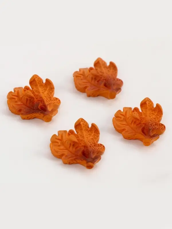 Миниатюра кукольная &laquo;Осенний лист&raquo;, набор 4 шт., размер 1 шт. &mdash; 2 &times; 2 &times; 0,5 см