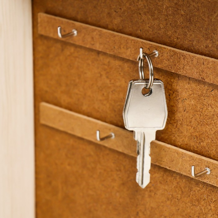 Ключница "Берег" молочный дуб  26х31 см МИКС