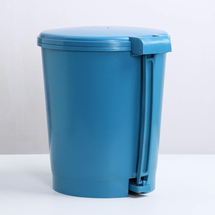 Ведро с педалью &laquo;Эконом&raquo;, 12 л, цвет МИКС